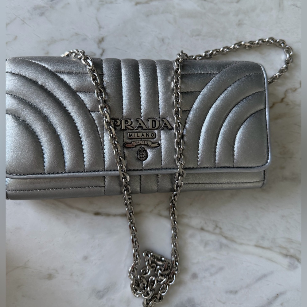 Prada Diagramme metallic long wallet - Picture 14 of 14